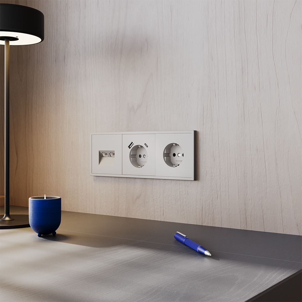 Рамка пластиковая Voltum S70 на 3 поста Кашемир глянцевый VLS100303 — изображение 3